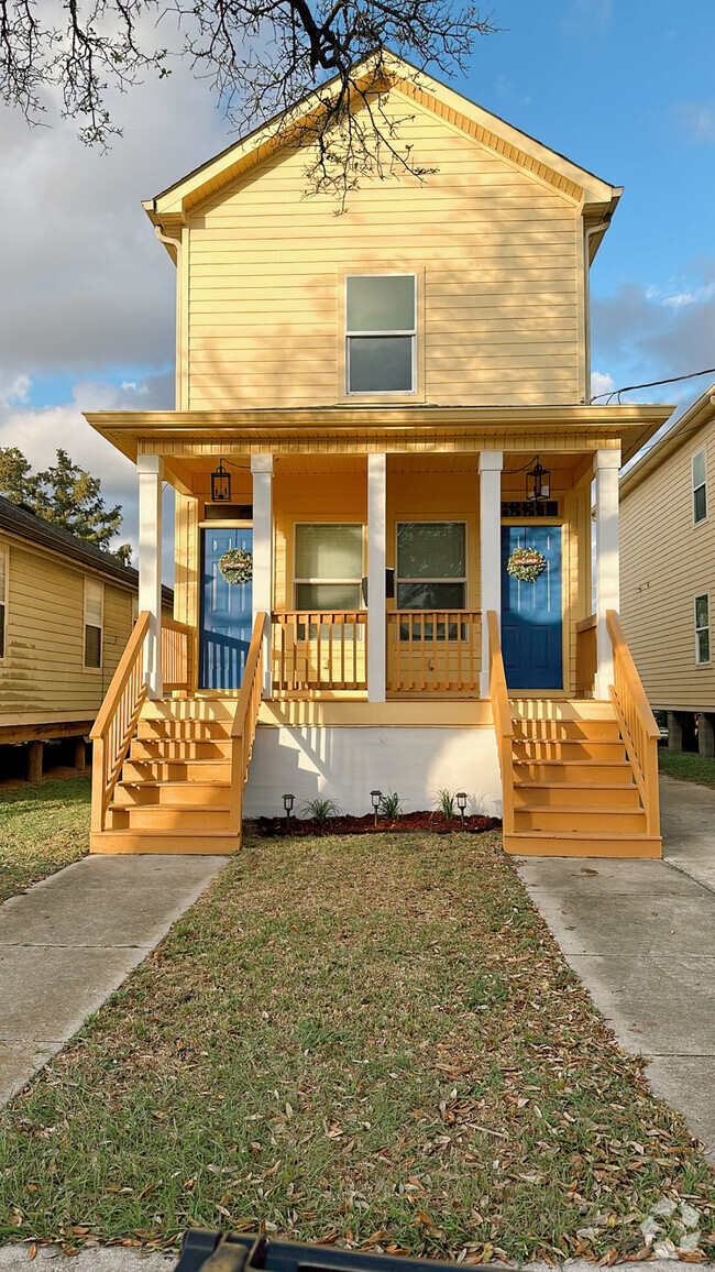 Building Photo - 6329 Saint Claude Ave Unit 6331 Rental