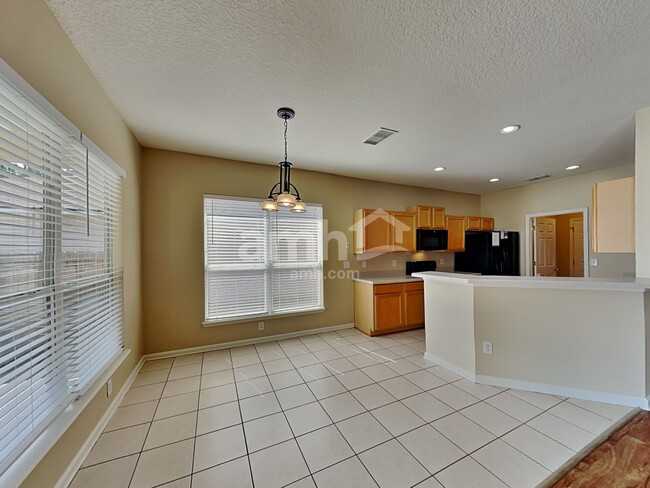 Photo - 671 Southland Ln