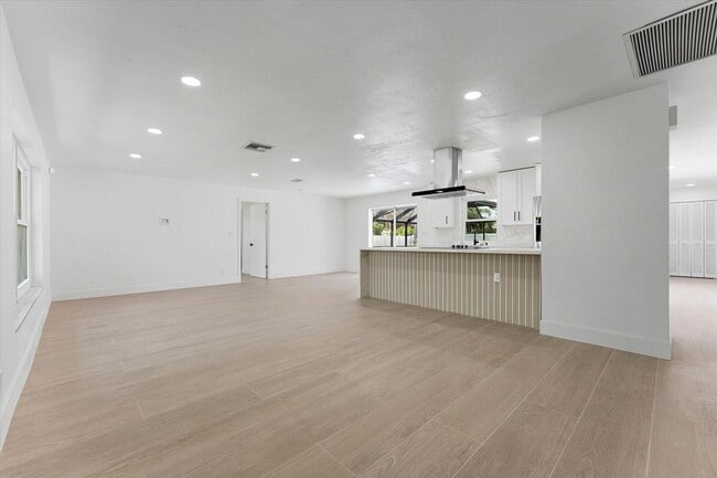 Photo - 1540 NW 10th St