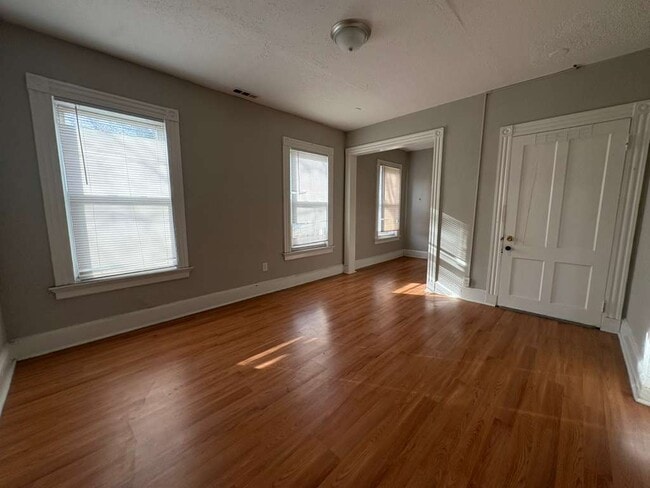 Photo - 153 Humphrey St Unidad 2