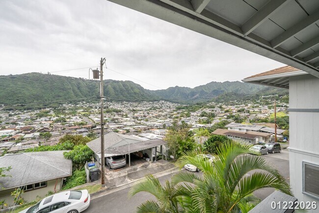 Photo - $3,300 / 3br - 3BED 1BATH DUPLEX IN MANOA (Honolulu)
