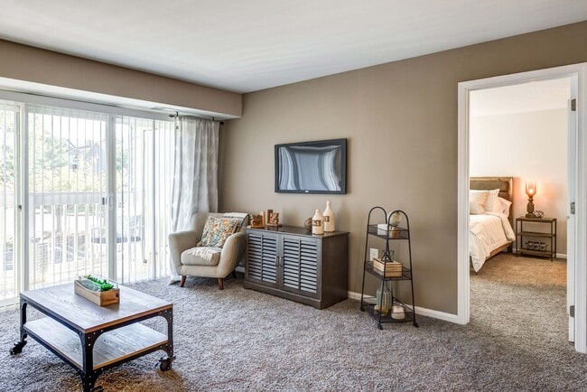 Photo - Crossings at White Marsh I and II