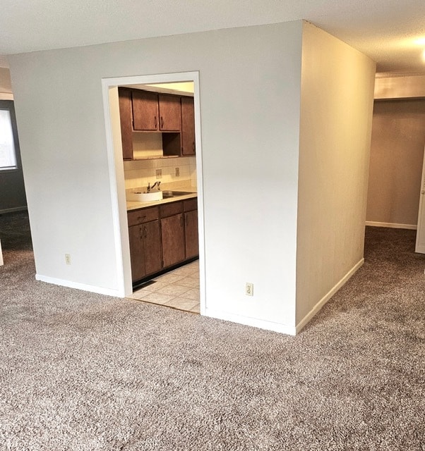 Photo - 906 E Harding Dr