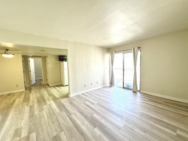 Photo - 4450 Sandy River Dr