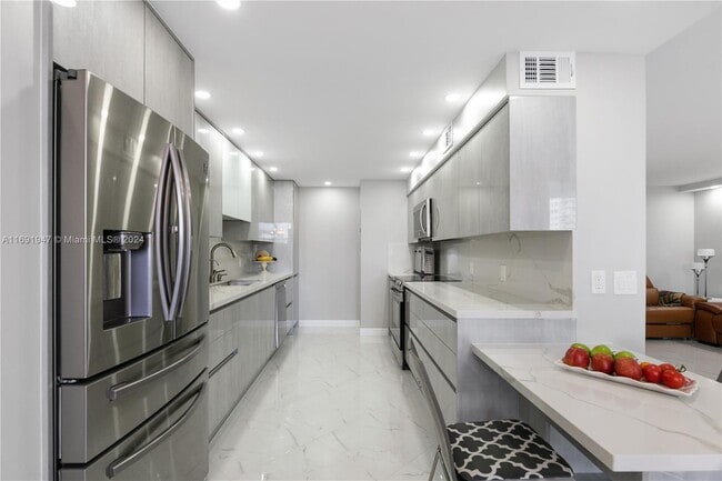 Photo - 1880 S Ocean Dr Unit #504
