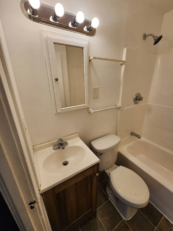 Photo - 5161 Greenhurst Dr