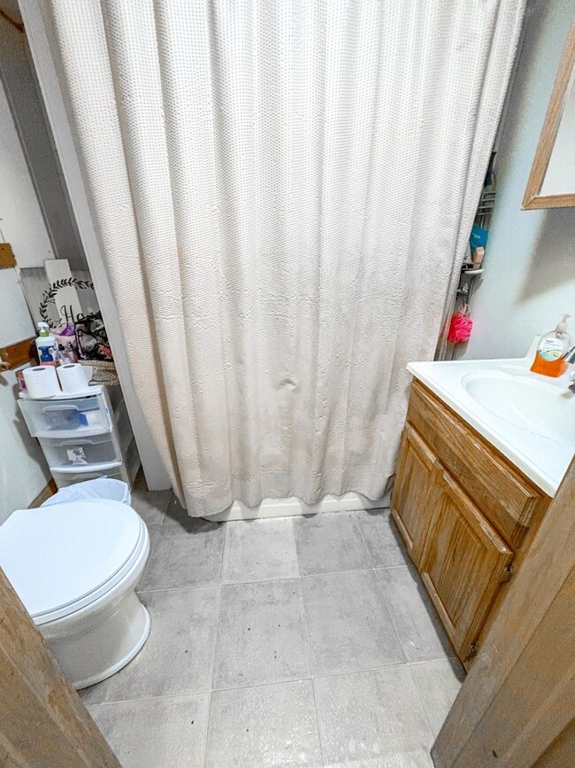 Photo - ES - 04 - West Ave Unit 1124