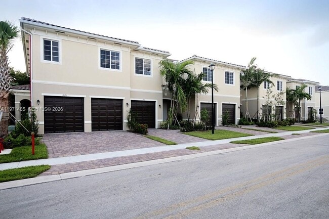 Photo - 2844 SW 81st Terrace