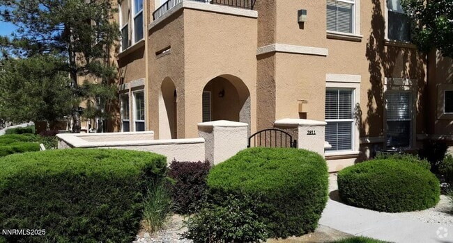 Building Photo - 17000 Wedge Pkwy Unit 2811 Rental