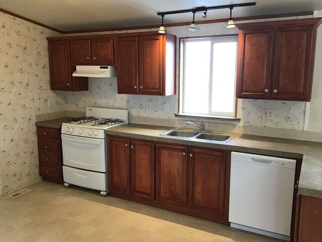 Photo - <b>Horse Property - Four Bedroom Manufactu...