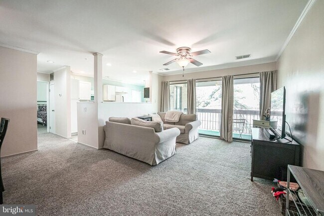 Photo - 543 Florida Ave Unit 202