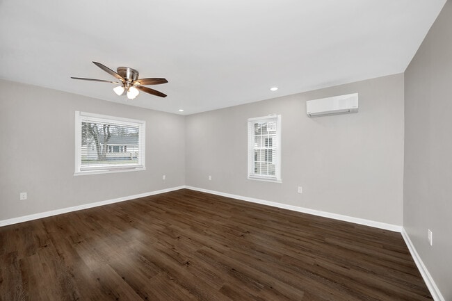 Photo - 2914 Battle Dr NW