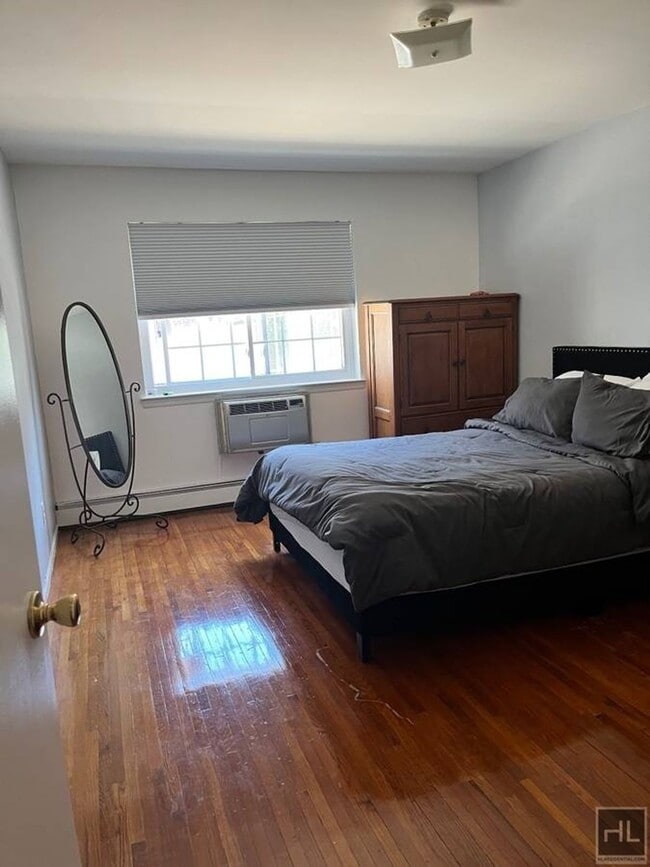 Building Photo - 74 STREET