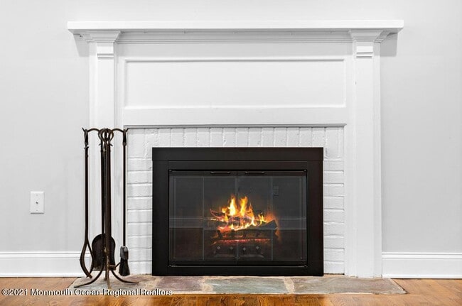 Photo - 495 Branch Ave