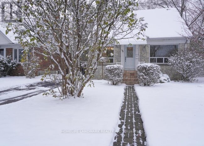 Photo - 48 Greylawn Crescent