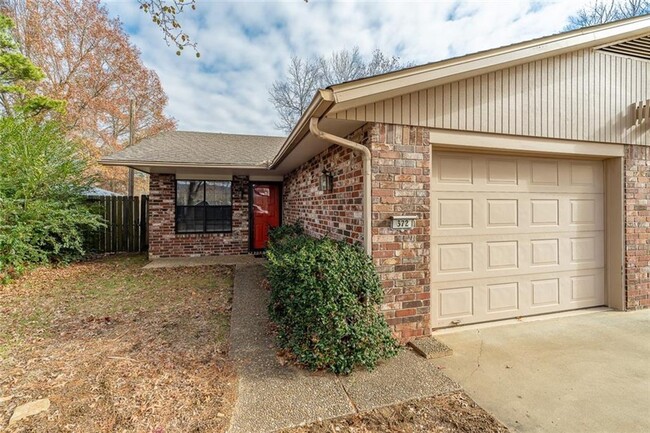 2 Bedroom 2 bath duplex in East Fayetteville - 2 Bedroom 2 bath duplex in East Fayetteville Casa