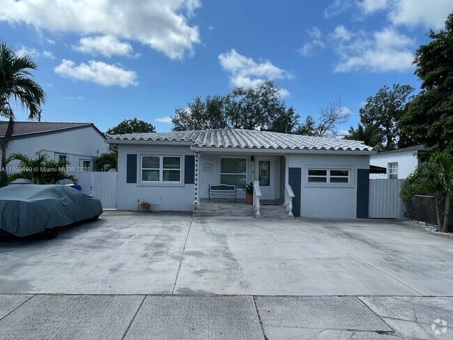 Building Photo - 5518 SW 5th Terrace Rental