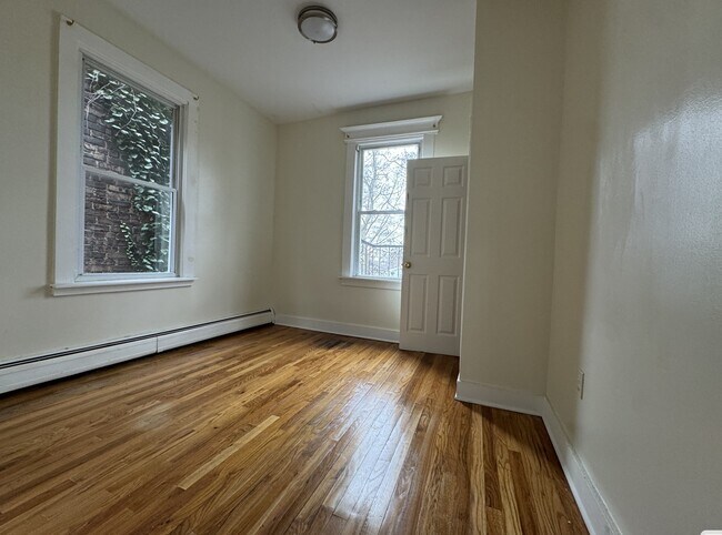 Photo - 151 Wilkinson Ave Unit 3L