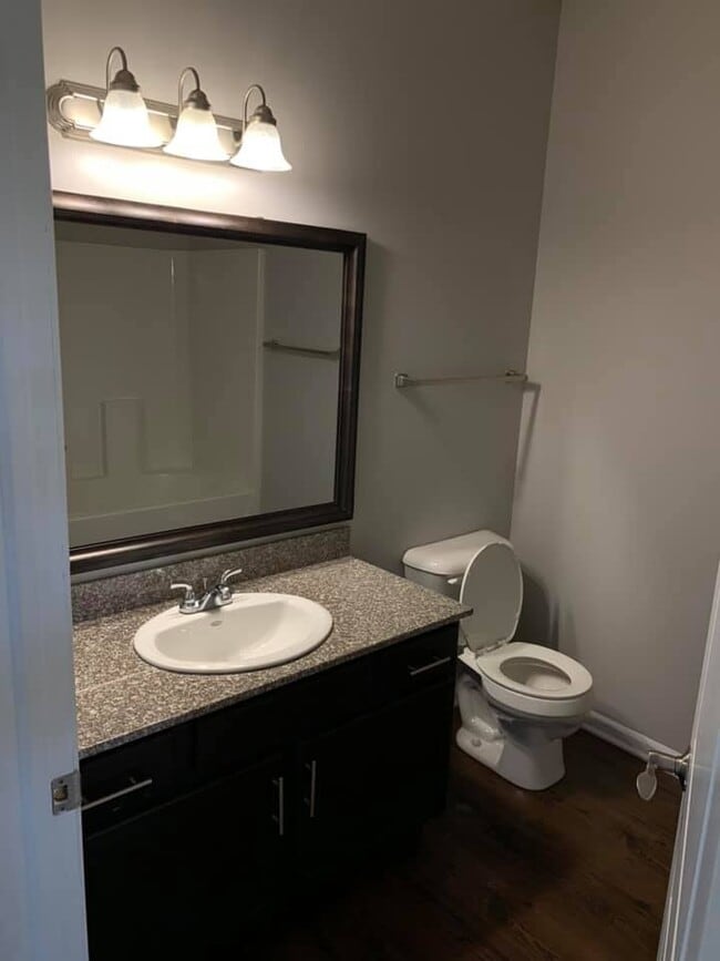 Overlook Apartment Homes Elsmere, KY