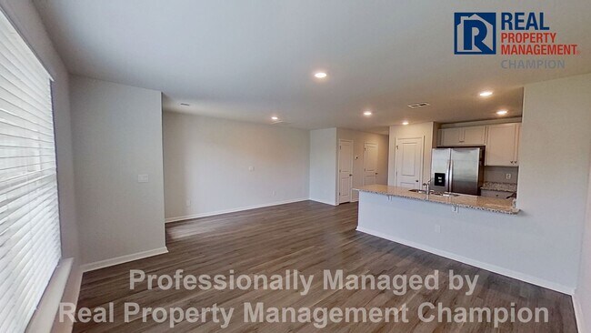 Photo - Like New 3 BD/2.5 BA Townhouse w/Open Floorplan and Attached Garage