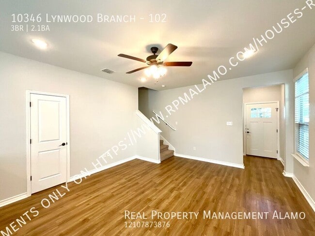 Photo - 10346 Lynwood Branch Unidad 102