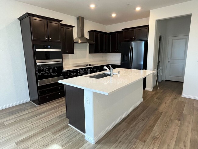 Photo - 3102 Barnowl Wy