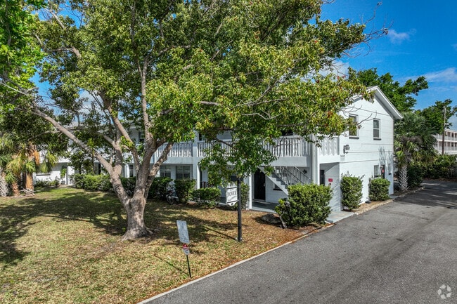 Building Photo - Dover Apartments