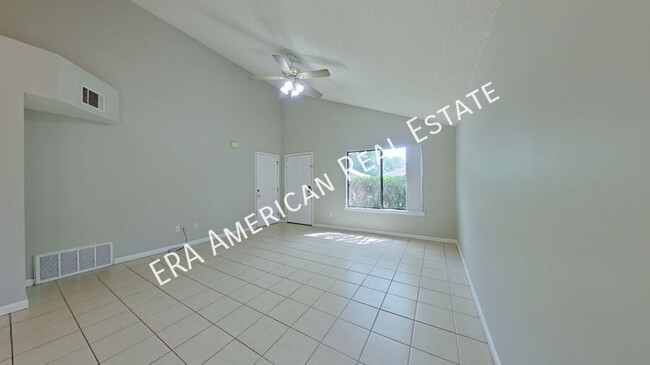 Photo - 2903 Alpine Pl