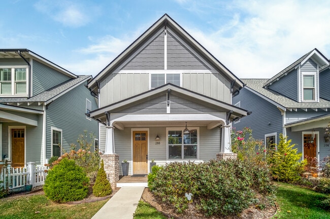 Photo - 288 W Main St