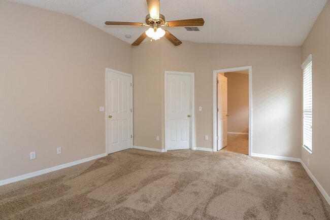 Photo - 1711 Scotch Pine Dr