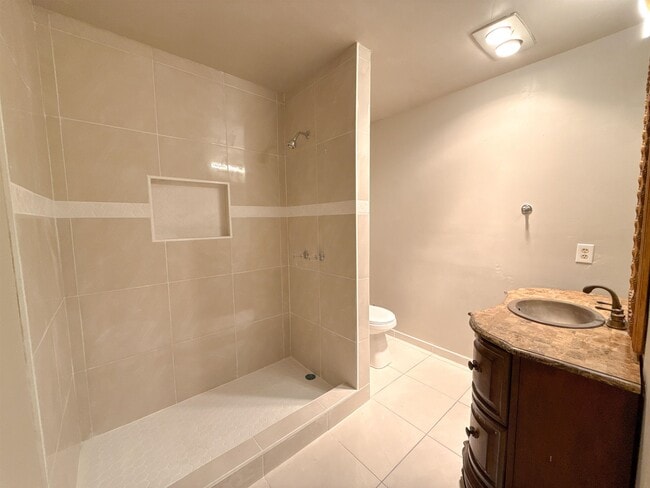 Photo - 106 Florida St