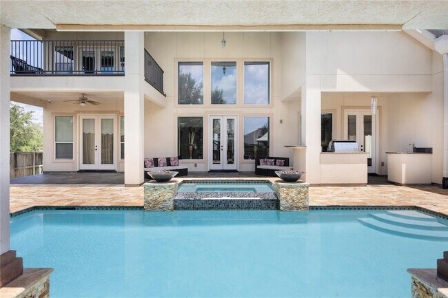 Photo - 25207 Springwood Lake Dr