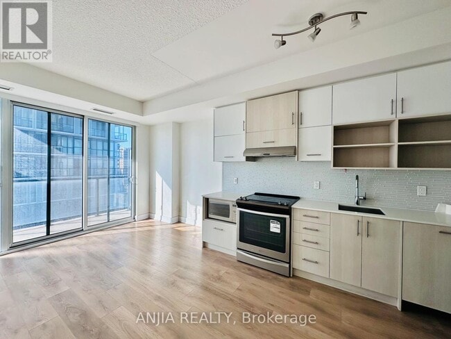 Photo - 150 Fairview Mall Dr Unit 703