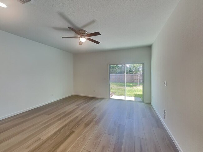 Photo - 622 Holly Lks Dr