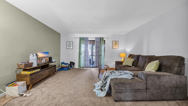 Photo - 414 Garden Dr