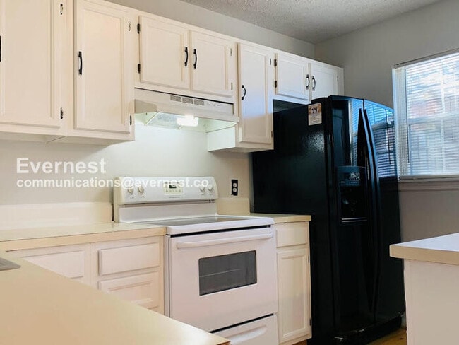 Photo - 8627 Reinecke Ct