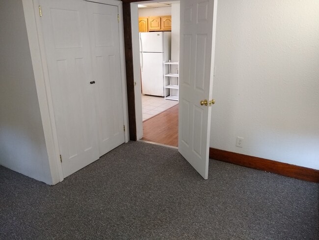 Photo - 514 S Elm St
