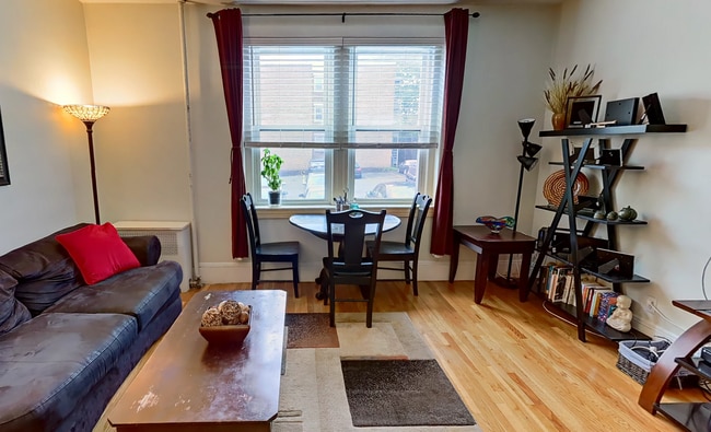 Photo - 48 Dwight St