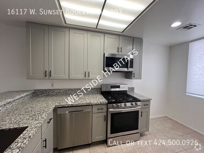 Building Photo - 16117 W Sunset Blvd Unit 103 Rental