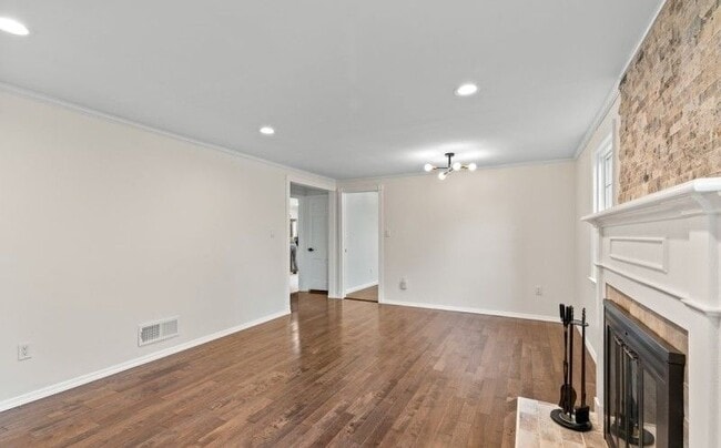 Photo - 30 Meisel Ave