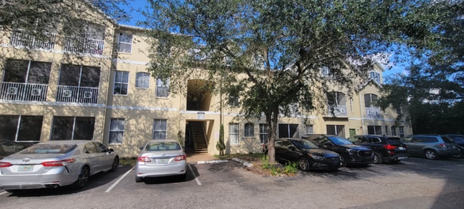 Building Photo - 5035 Sunridge Palms Dr