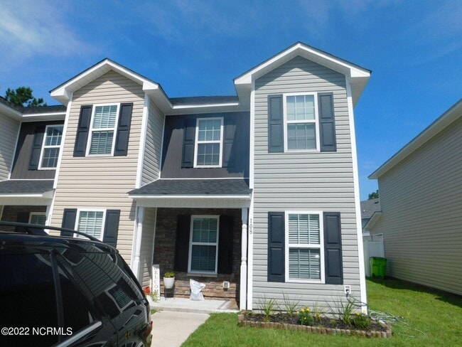 Building Photo - 108 Meadow Way Rental