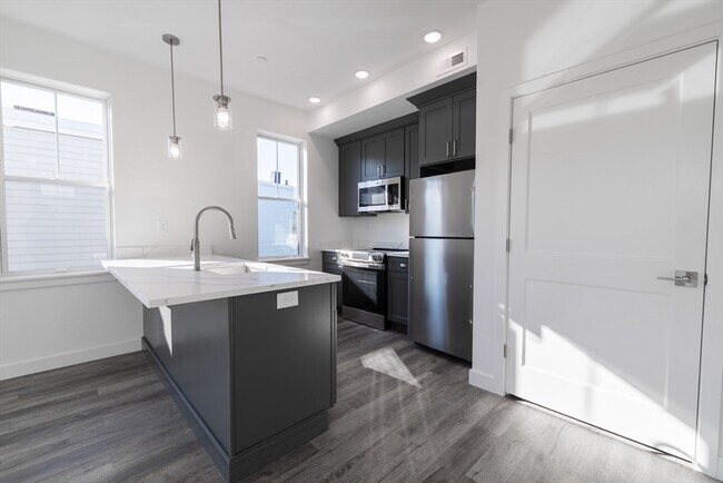 67 Harvest St Unit 3