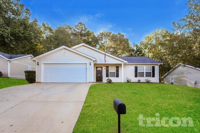Building Photo - 204 Yukon Dr