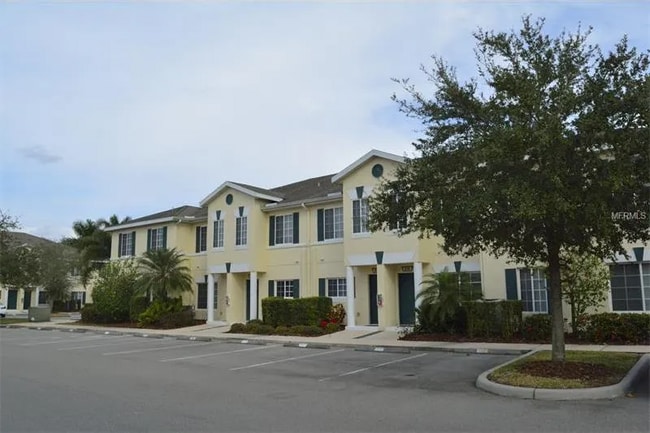 Photo - 215 Cape Harbour Loop Unit 106