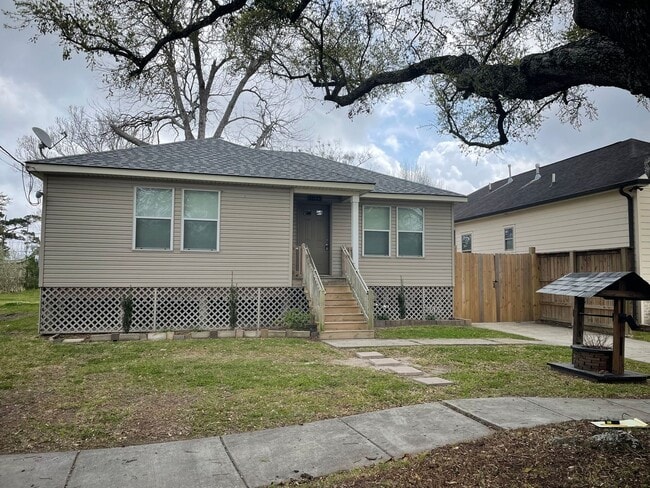 Photo - 3013 Palmetto St