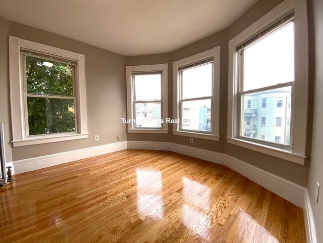 Photo - 186 Bowdoin St Unidad 2