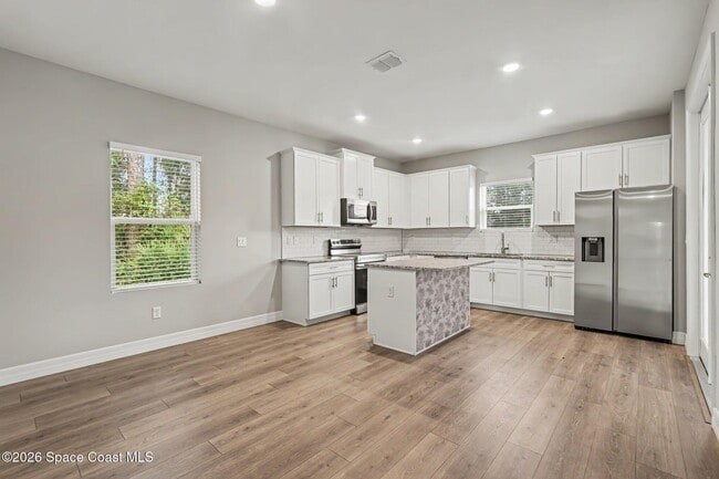 2241 San Filippo Dr SE