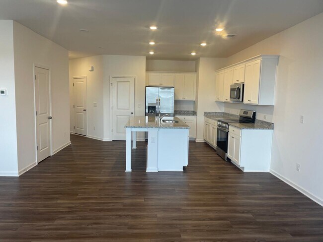 152 Mission Blvd