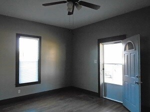 206 12th St Unit 1